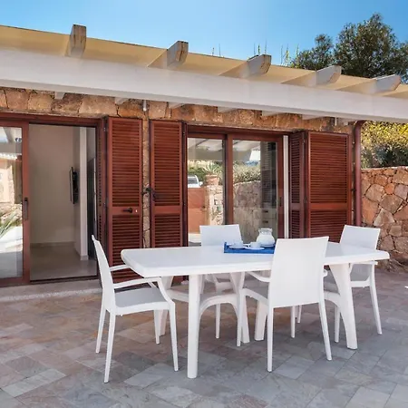 Villa Casa Isabella Con Dependance Porto San Paolo (Sardinia)